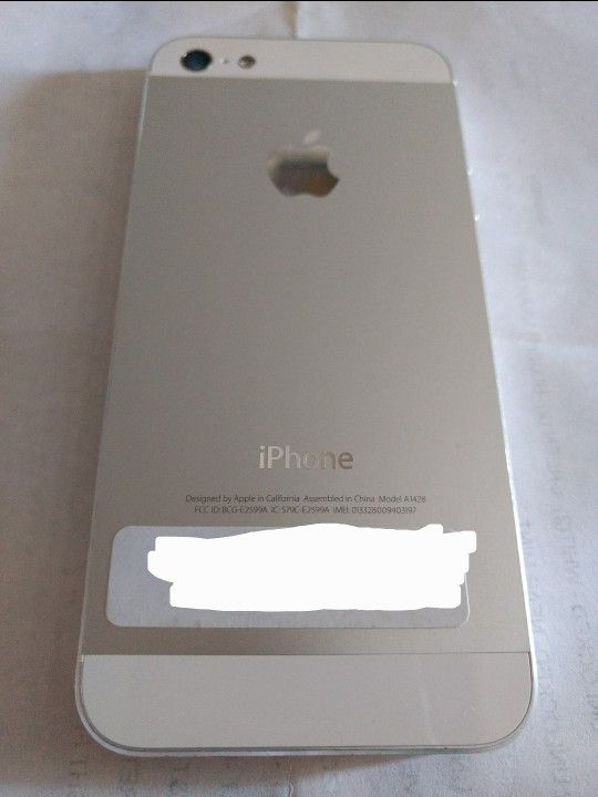 Apple iPhone 5 unlocked 16GB white mint condition