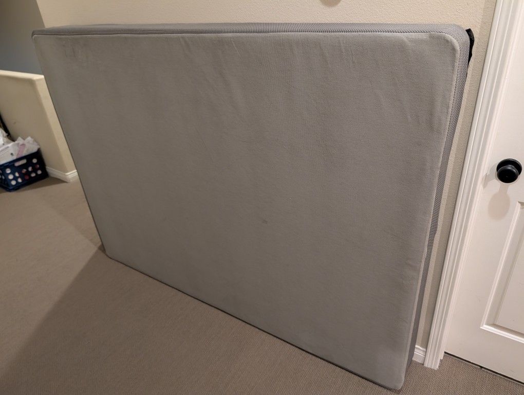 *FREE* Full Size Bed Box Springs