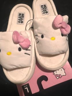 Women’s slippers