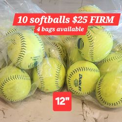 Bag of 10 softballs