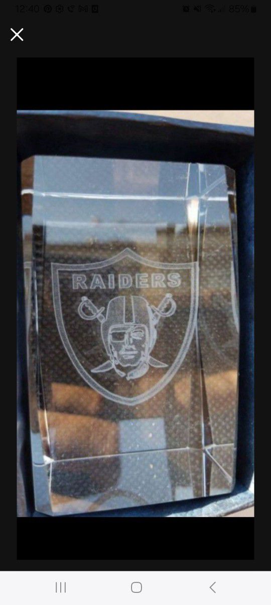 Raiders NFL football 3D laser etched 
crystal Glass cube