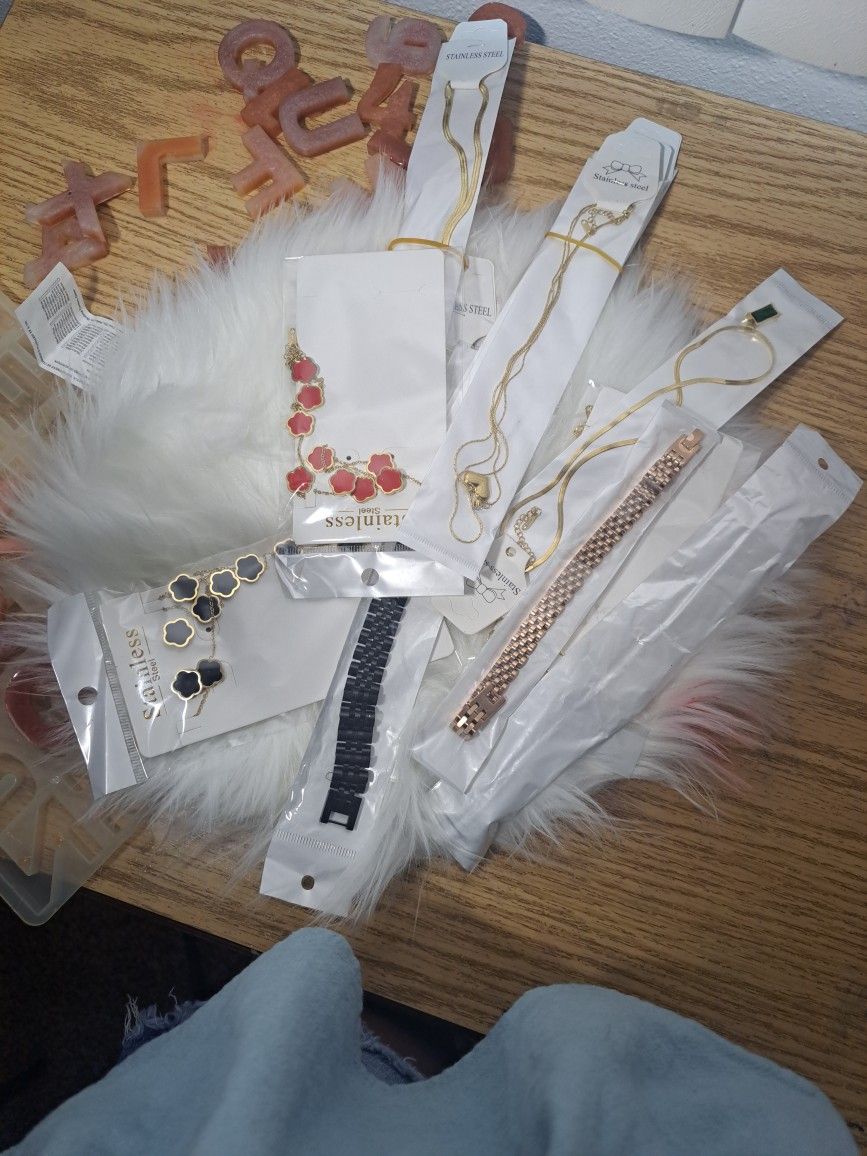 Jewelry $10