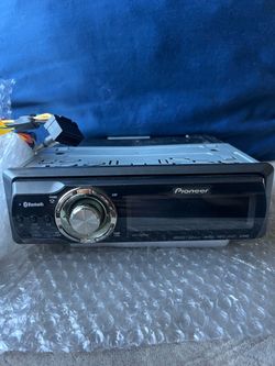 Pioneer car Radio (BT)