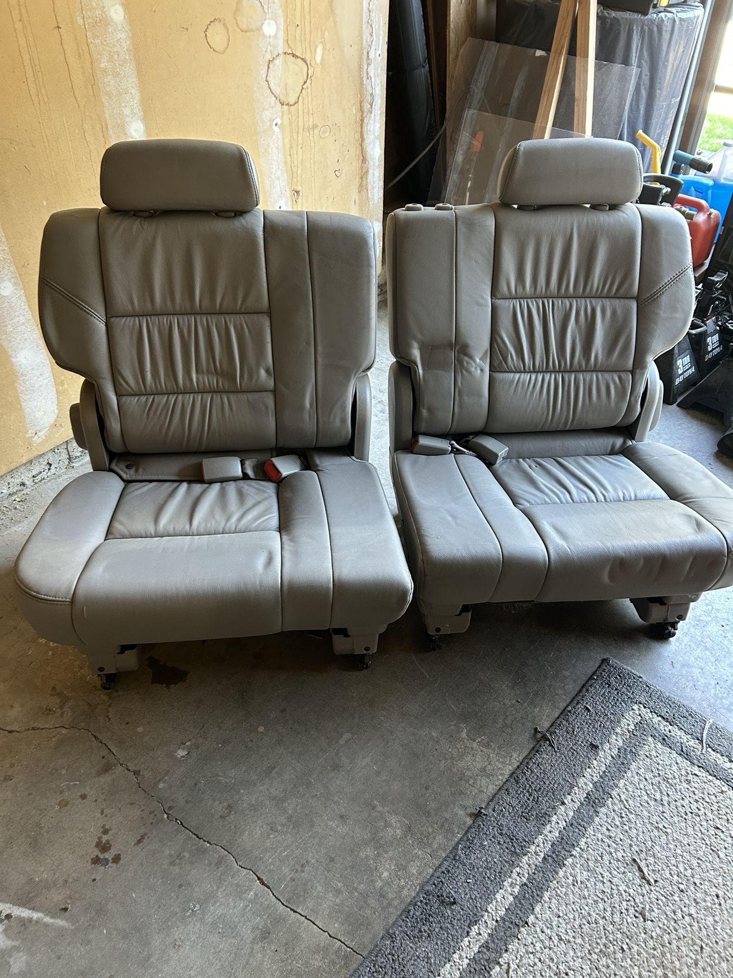 Free Toyota Sequoia Third Row Seats And Console