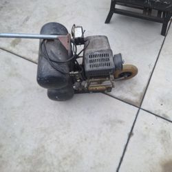 6 Gal. Air Compressor 