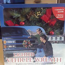 Vintage Lighted Vehicle Wreath Battery Operated Christmas Holiday Car Decor