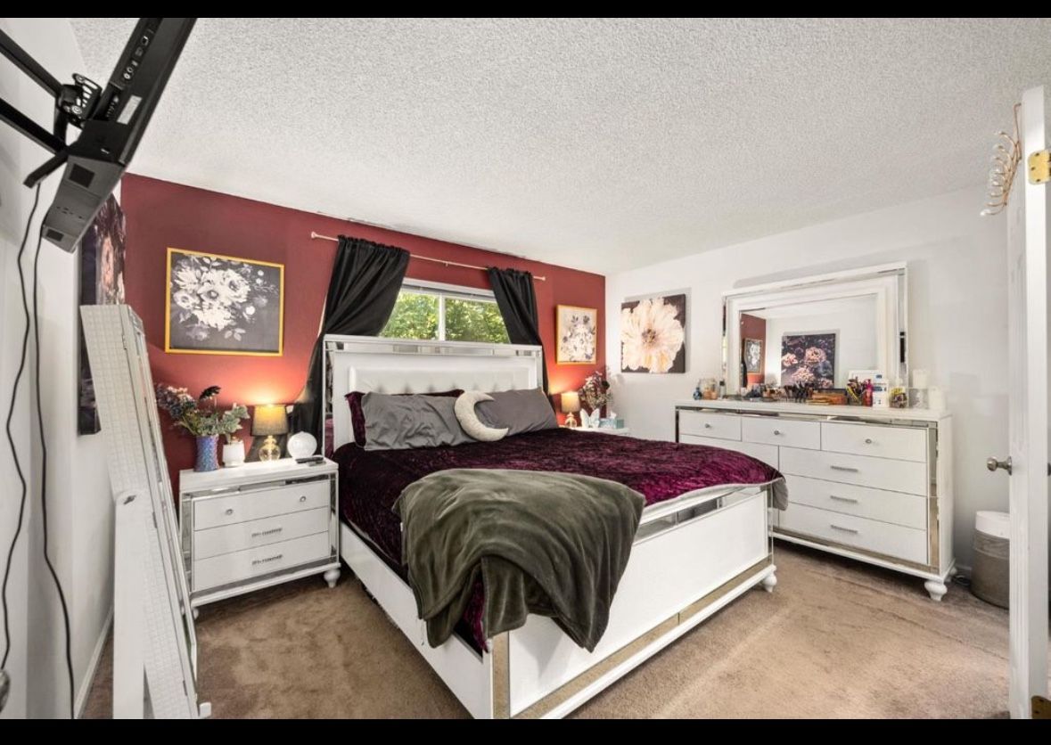 King Size 5 Piece Bedroom Set