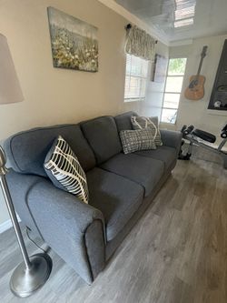 Couch/Sofa