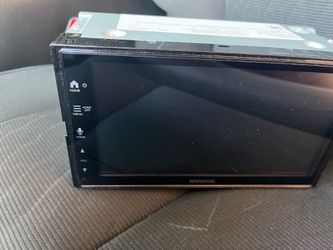 Kenwood EXCELON radio 7 inch touchscreen- $250