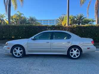 I 35 124k  miles clean title