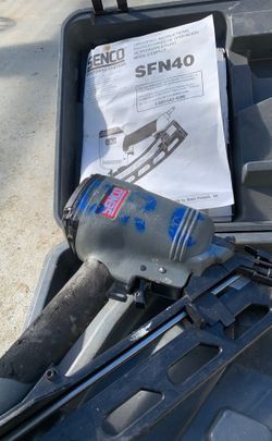 Finish nailer