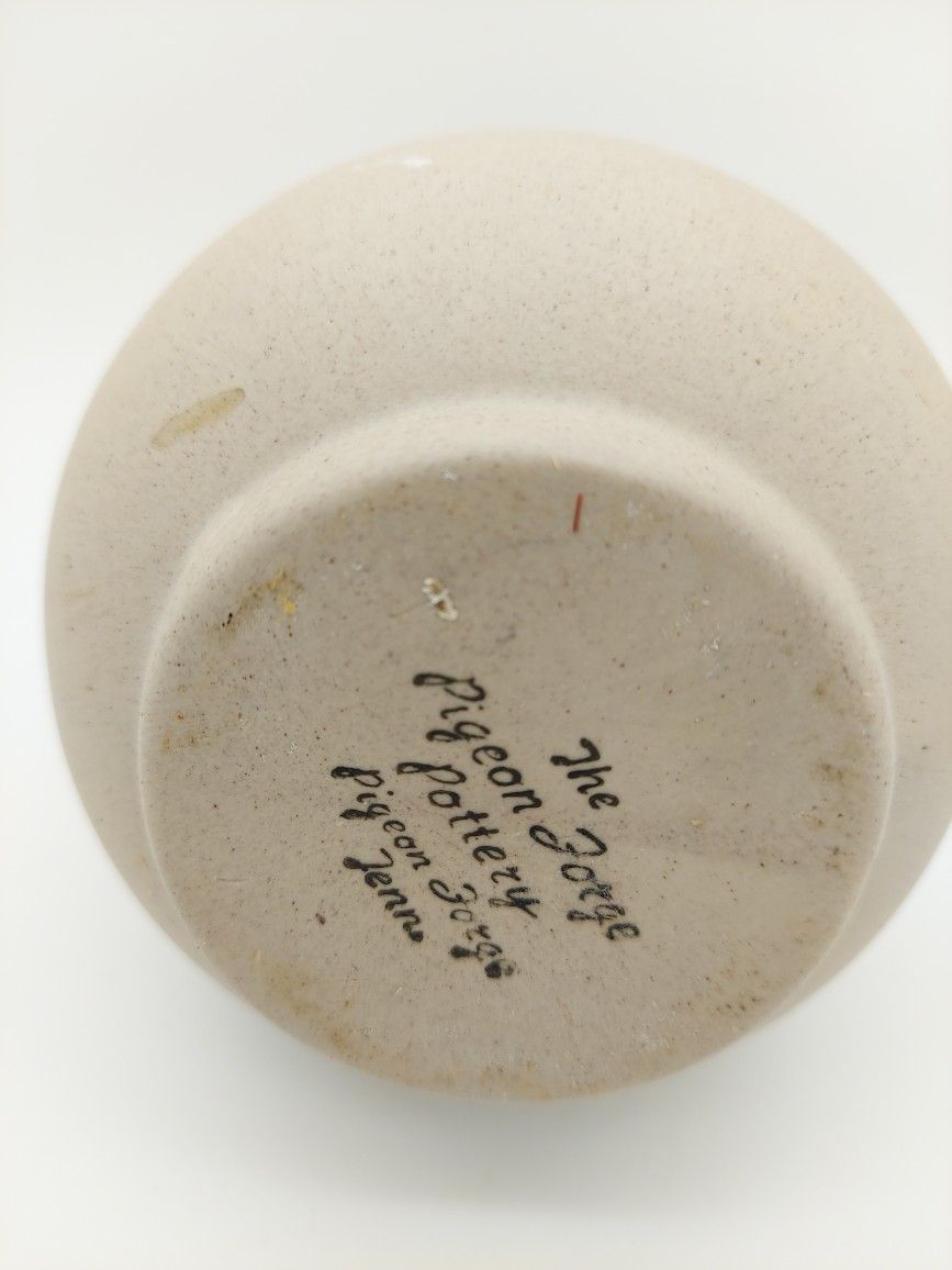 Pigeon Forge Pottery Wedding Vase