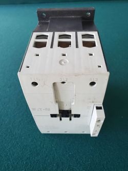 Eaton contact M150 for only 180