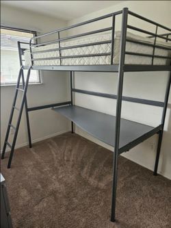 Bunk bed