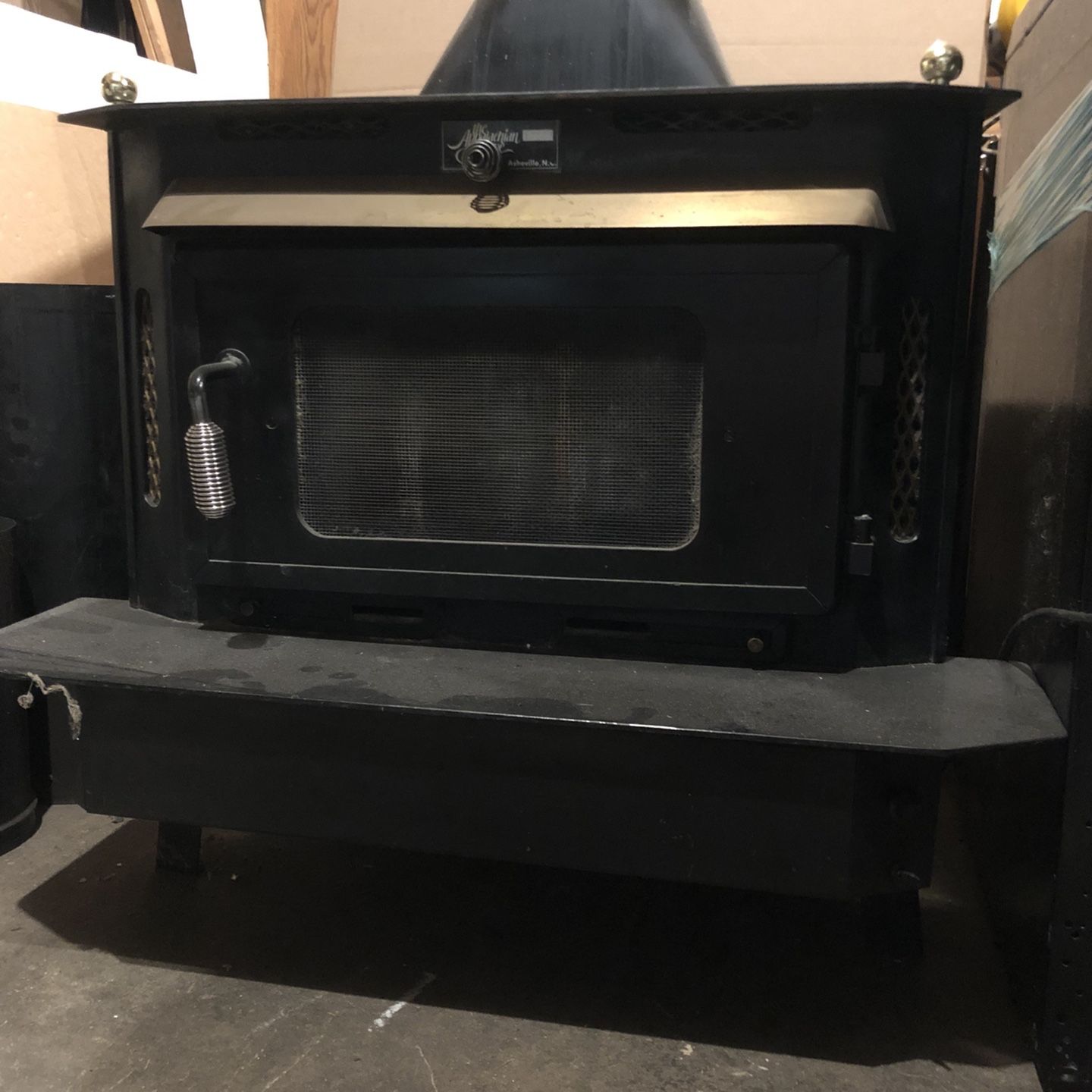 Wood burning stove. The Appalachian stove 17167. for Sale in Orland Park,  IL - OfferUp