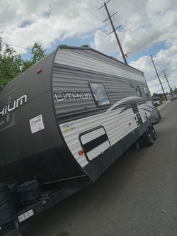 2021 Heathland Lithium Toy Hauler