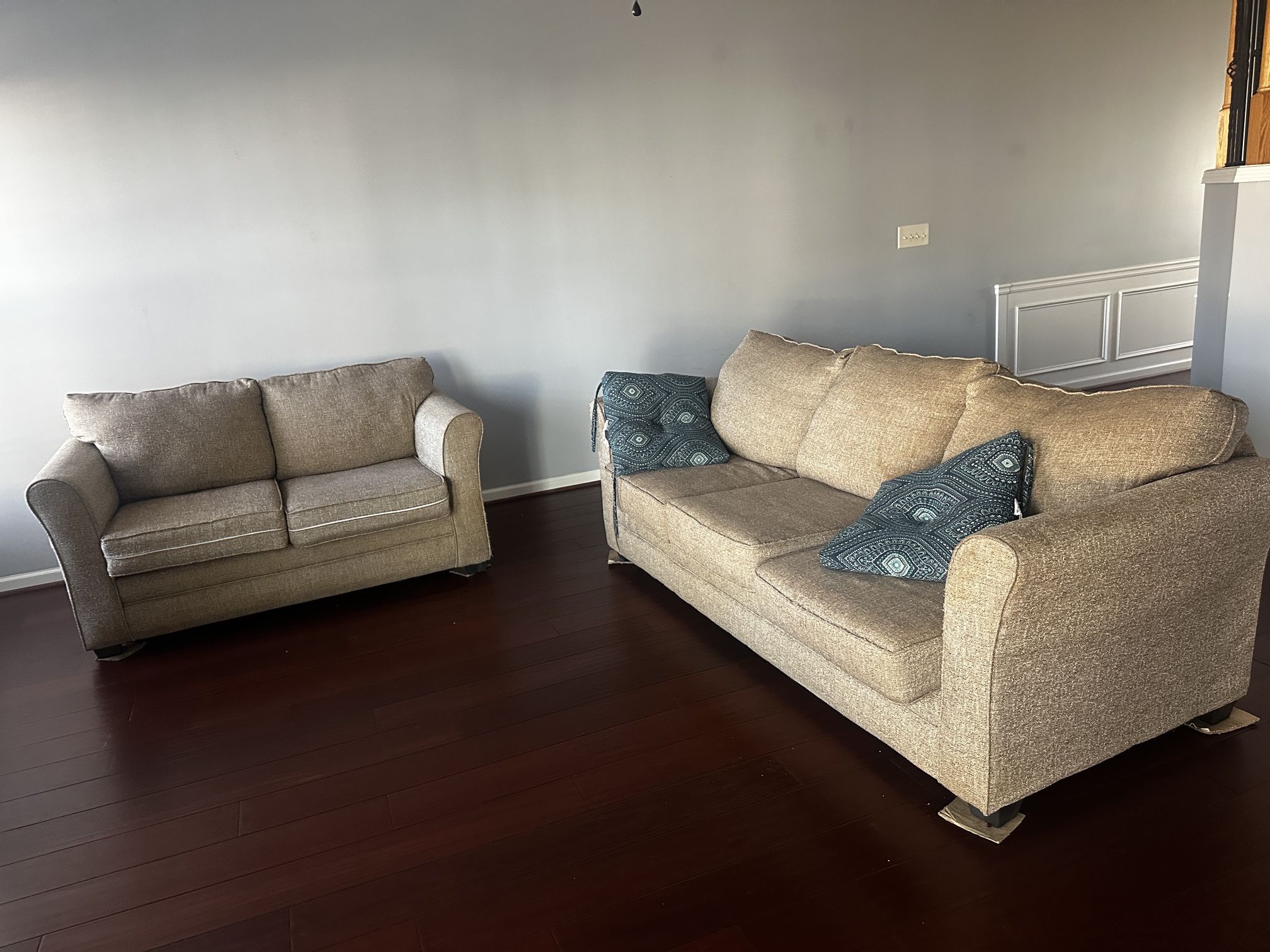 Sofa Set
