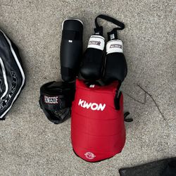 Kwon Martial Arts/Kickboxing Equipment 