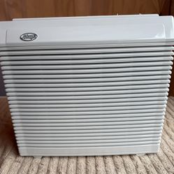 Hunter Air Purifier Ionizer HEPAtech 3 Fan Speeds model 30055