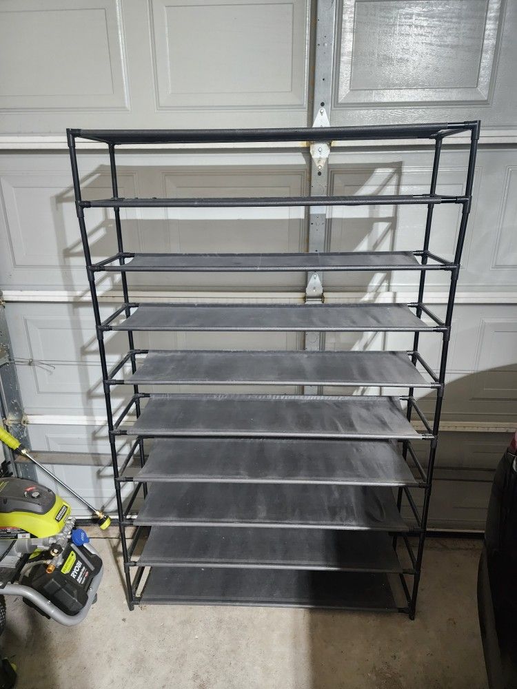 10 Tier Shoe Rack in Good Condition