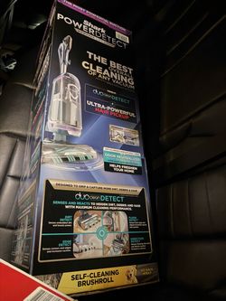 Shark power-detect vacuum