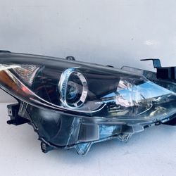 2014-2016 MAZDA 3 RIGHT PASSENGER SIDE HEADLIGHT Halogen OEM  