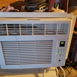 GE Air Conditioner 