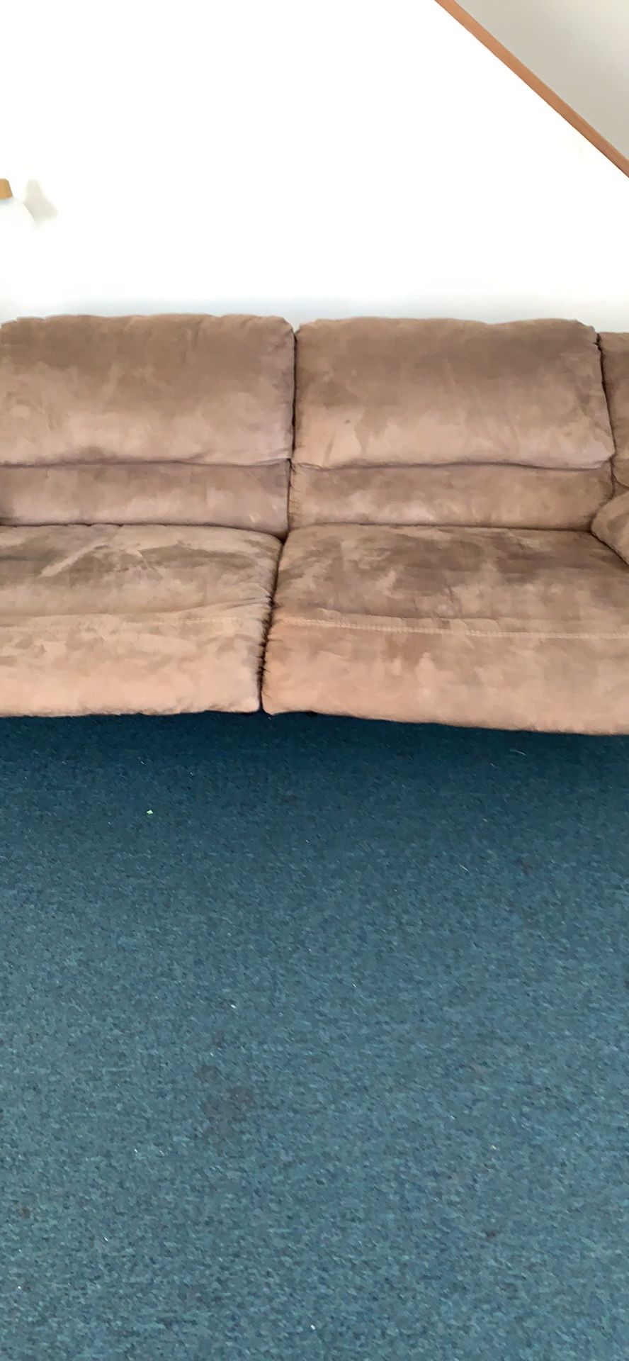 Recliner Sofa From Slumberland Less Then 3yrs Old