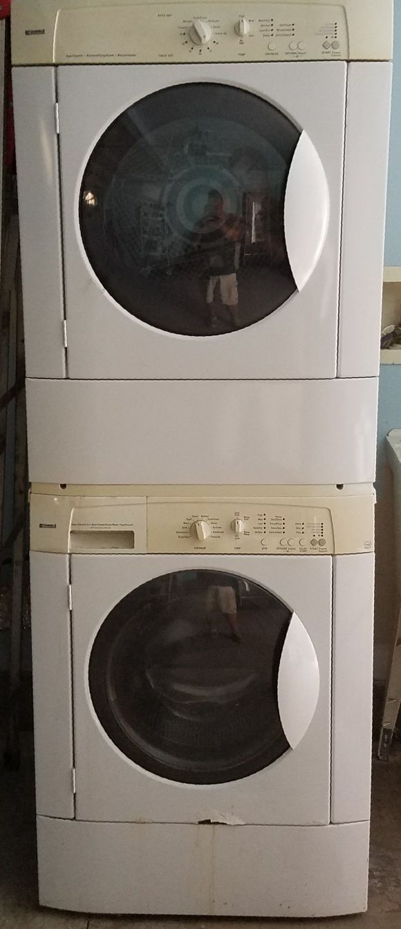 Kenmore Stackable Washer/Dryer