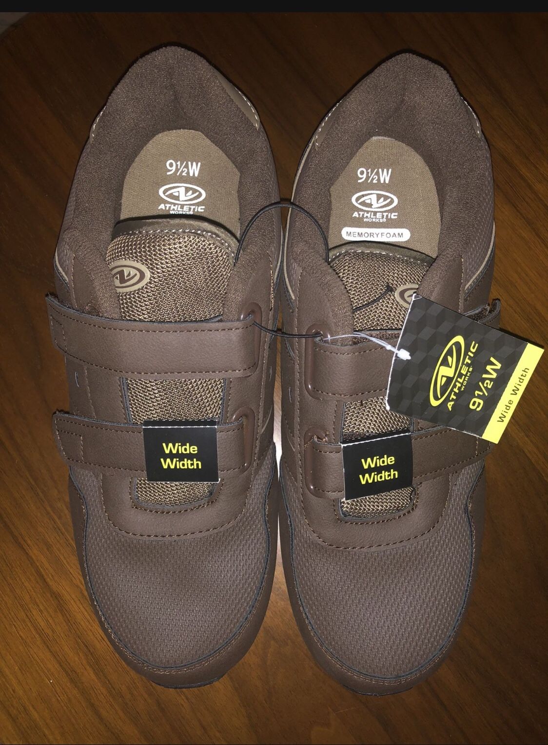 Men’s Brand New Athletic Shoes