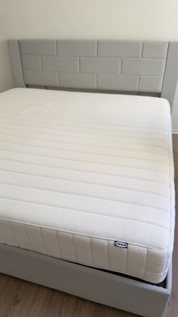 King size mattress.