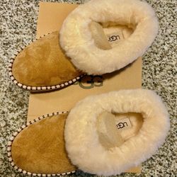 UGGS Women’s 8