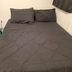Queen Memory Foam Mattress