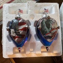Liquid Filled Ornaments By Bradford
