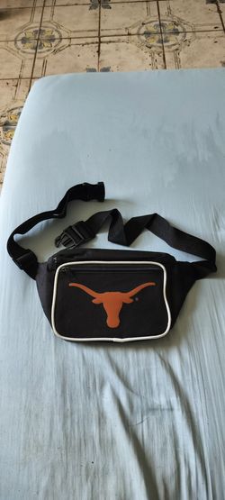 UT Austin fanny pack