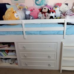 Twin Bed 