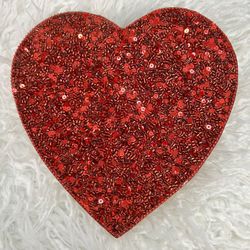 ✨ Sparkling Red Beaded Heart Décor – Gorgeous Accent Piece! 7”x 7”