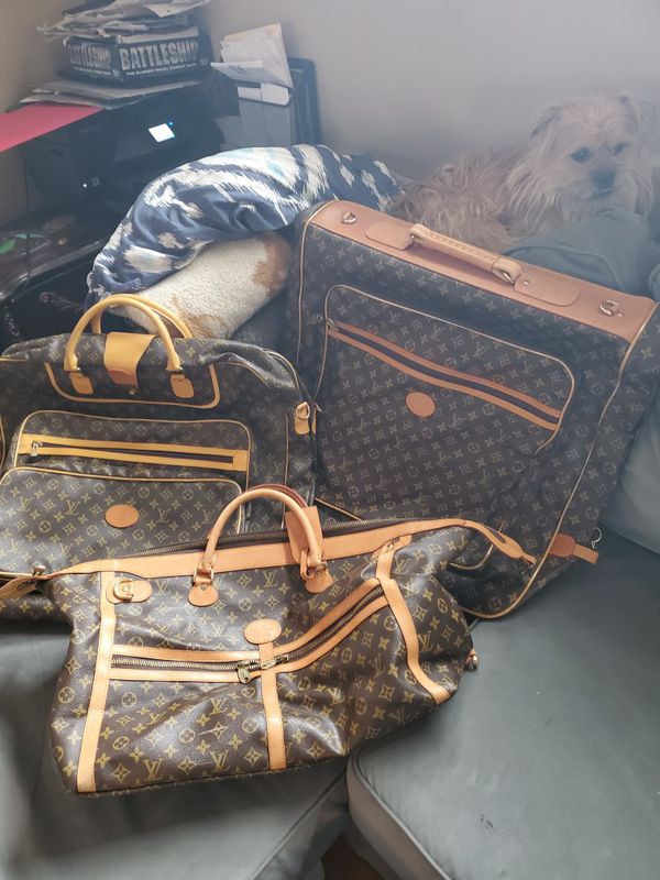3 peice louis Vuitton luggage set. for Sale in East Gull Lake, MN - OfferUp