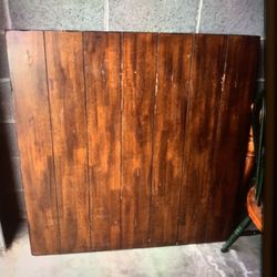 ☘️SQUARE SOLID WOOD HIGH DINNER TABLE/2 HIGH CHAIRS-☘️