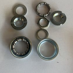 Bottom Piece Crank set chrome 