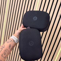 Beats Solo 4 