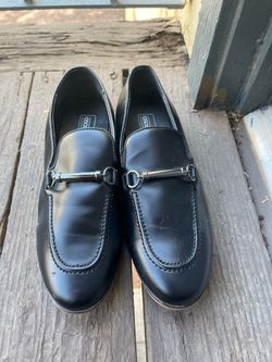 Men’s black loafer size 7