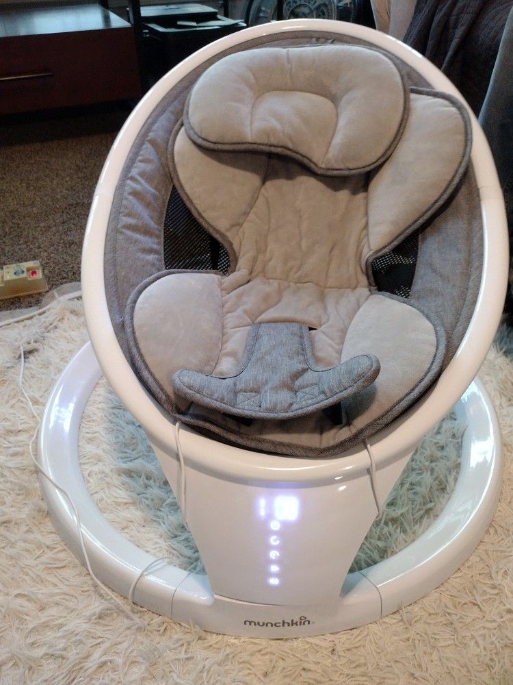 Munchkin Baby Bouncer