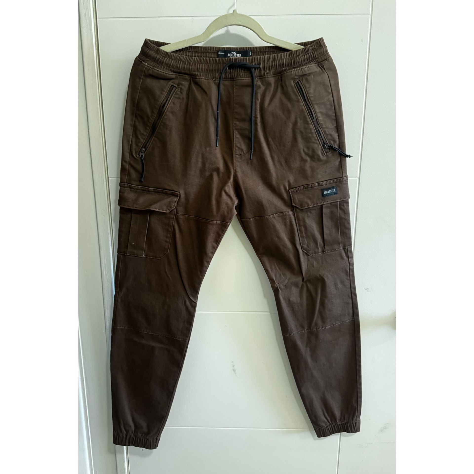 Men’s Hollister Jogger Small Size