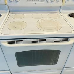 Ge white Stove