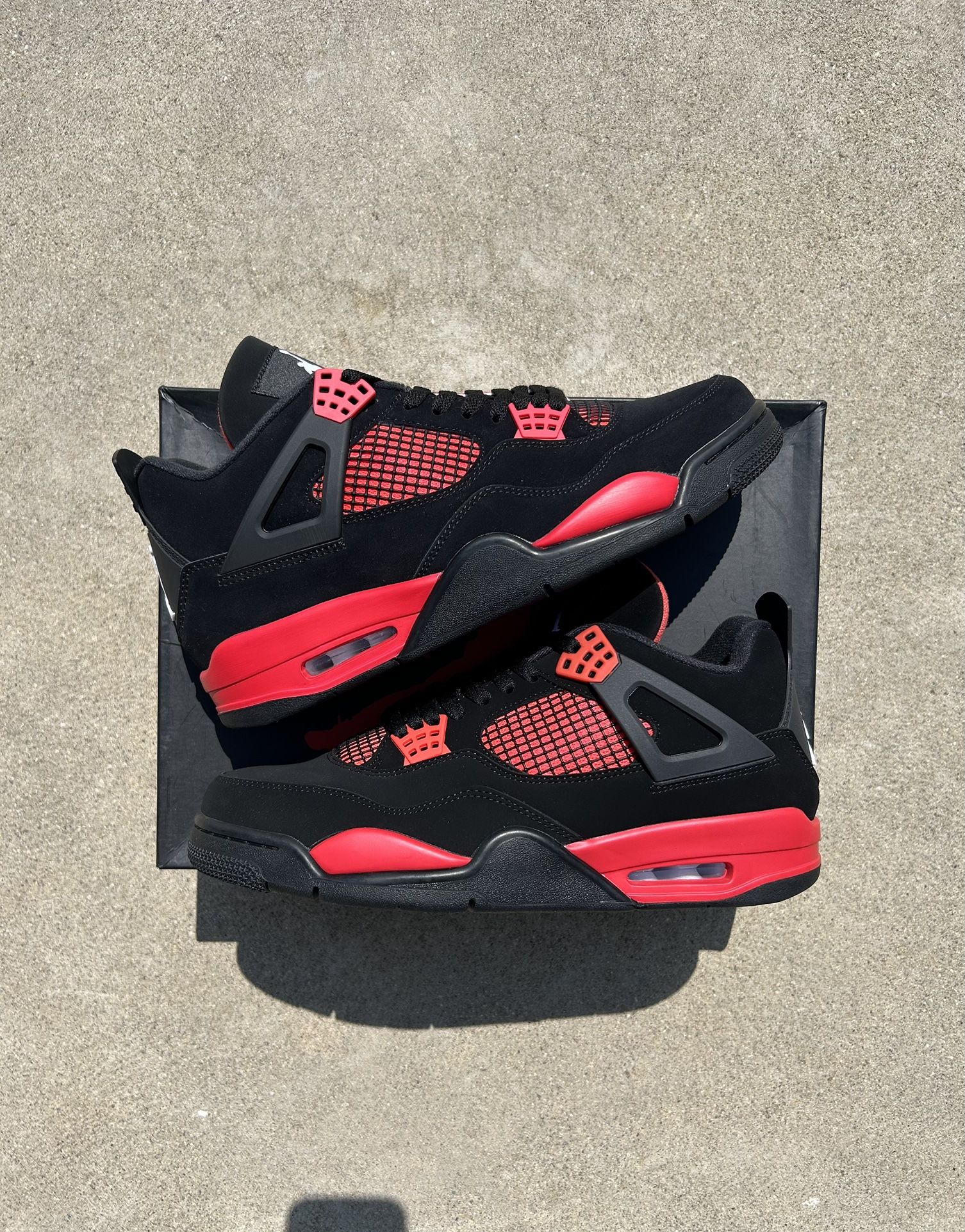 Jordan 4 Red Thunder