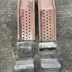 Truck Ramps And Wheel Chocks