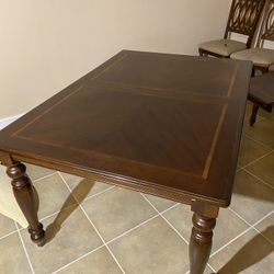 Dining Table Set