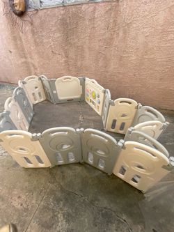 Play pen