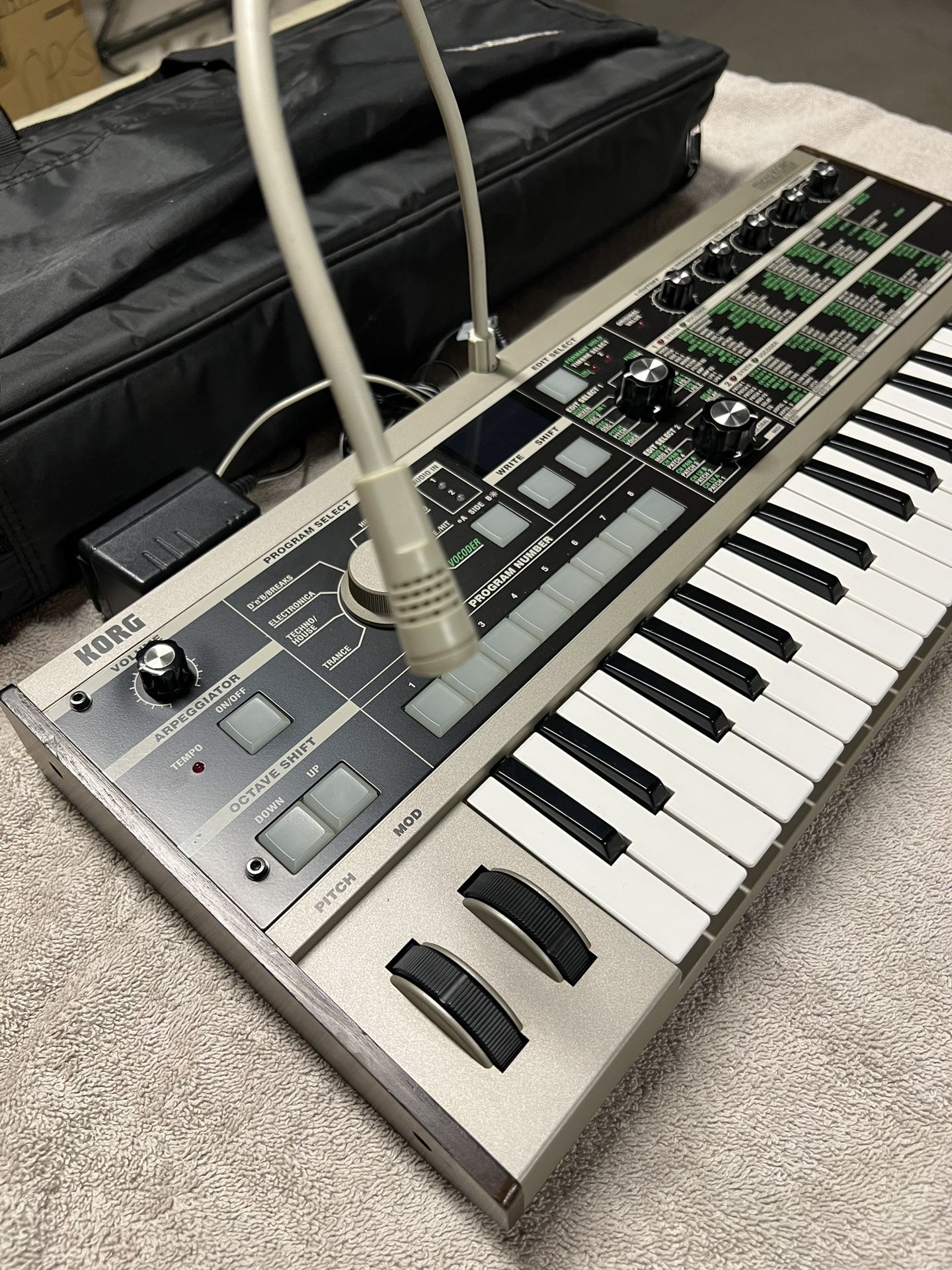 Micro KORG Synthesizer/Vocoder